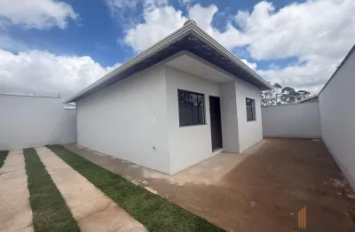 Casa em condomínio fechado com 2 quartos à venda no Parque Montreal, Conselheiro Lafaiete  por R$ 349.000