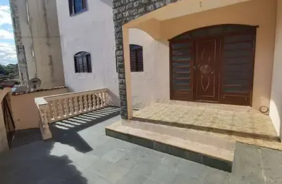 Casa em condomínio fechado com 3 quartos para alugar na rua firmino lana, 323, museu, conselheiro lafaiete por r$ 1.800