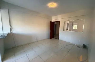 Apartamento com 2 quartos para alugar na rua barreto, 136, areal, conselheiro lafaiete por r$ 1.750