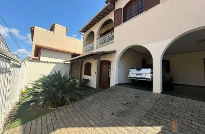 Casa em condomínio fechado com 4 quartos à venda na rua eça de queiróz, 40, queluz, conselheiro lafaiete por r$ 1.760.000