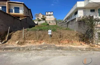 Terreno em condomínio fechado à venda na rua joão estanislau, 1, quintas do sol, conselheiro lafaiete por r$ 300.000