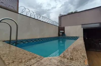 Casa em condomínio fechado com 3 quartos à venda na rua vereador rolando de souza, 95, santa clara, conselheiro lafaiete por r$ 860.000