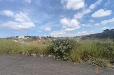 Terreno em condomínio fechado à venda na rua josé candeia bastos, 6, tiradentes, conselheiro lafaiete por r$ 245.000
