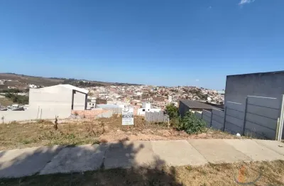 Terreno em condomínio fechado à venda na rua waldemar rodrigues teles júnior, 1, jardim monte verde, conselheiro lafaiete por r$ 130.000