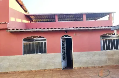 Casa em condomínio fechado com 2 quartos à venda na rua januário josé milagres, 368, sion, conselheiro lafaiete por r$ 260.000