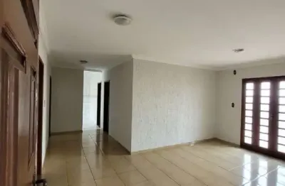 Apartamento com 3 quartos para alugar na rua frei eustáquio, 180, lourdes, conselheiro lafaiete por r$ 2.300
