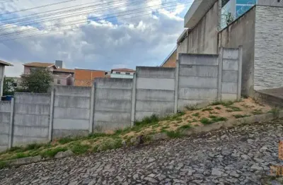 Terreno em condomínio fechado à venda na rua alcides rodrigues de oliveira, 1, carijós, conselheiro lafaiete por r$ 250.000