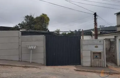 Casa em condomínio fechado para alugar na rua josé de oliveira lima, 16, paulo vi, conselheiro lafaiete por r$ 900