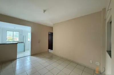 Apartamento com 2 quartos para alugar na rua barreto, 136, areal, conselheiro lafaiete por r$ 1.000