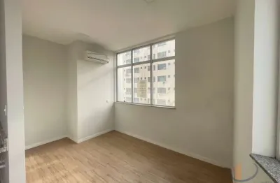 Sala comercial à venda na avenida prefeito telesforo cândido de rezende, 142, centro, conselheiro lafaiete por r$ 320.000