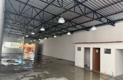 Barracão / Galpão / Depósito para alugar no Rochedo, Conselheiro Lafaiete  por R$ 7.000