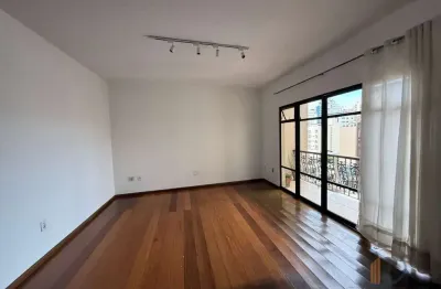 Apartamento com 3 quartos para alugar no Campo Alegre, Conselheiro Lafaiete  por R$ 3.000