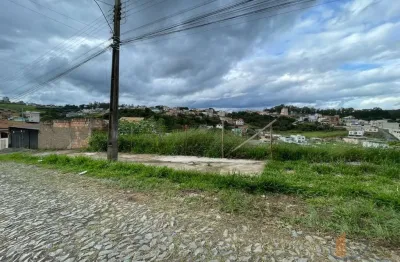 Terreno à venda no Arcádia, Conselheiro Lafaiete  por R$ 180.000