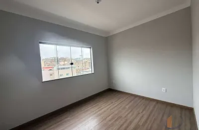 Apartamento com 2 quartos para alugar no São João, Conselheiro Lafaiete  por R$ 1.400