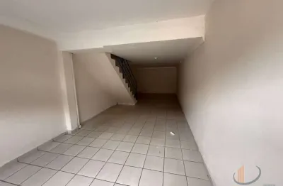 Apartamento com 3 quartos para alugar no Rochedo, Conselheiro Lafaiete  por R$ 1.500