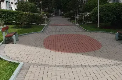 Apto 3d reformado em condomínio com área de lazer e portaria 24h