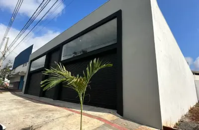 Barracão moderno e completo na av. morangueira!480 m construídos!!