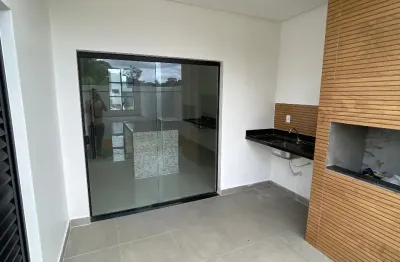 Oportunidade. cond. quinta das marinas. alugo casa com 157m2, 3 suites.(primeiras moradia)
