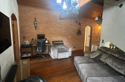 Linda casa na serra da cantareira com 990m2 de terreno