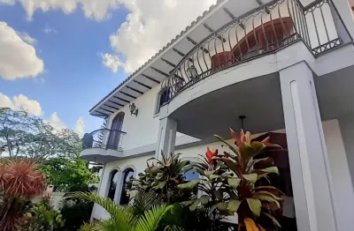 Jardim frança sobrado ensolarado localização privilegiada rua c/ segurança 24 hrs,  prox. aos melhores comércios da região  marque sua visita e comprove!