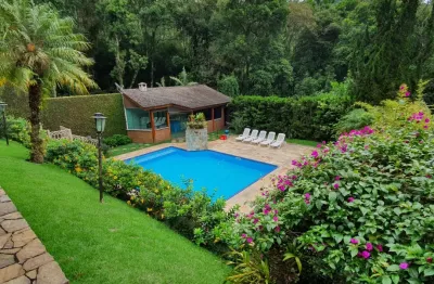 Belissima vivenda na serra da cantareira ! moderna  aconchegante com 1100m2 de terreno