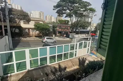Sobrado comercial em rua de  muito movimento antigo castelinho