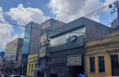 Centro do brás  prédio comercial ao lado da feirinha da madrugada 2 elevador de carga 4 pavimentos