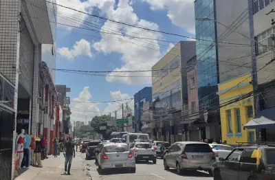 Centro do brás  prédio comercial ao lado da feirinha da madrugada 2 elevador de carga 4 pavimentos confira !!