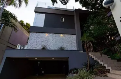 Sobrado em condominio fechado com 4 suites no jardim leonor mendes de barros!!