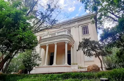 Magnífico imóvel para locação, em frente à praça buenos aires, em higienópolis, são paulo