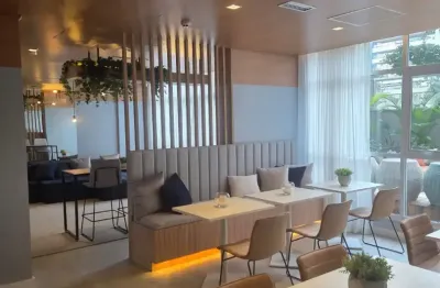 Apartamento Novo  com Varanda 24 m2 Vila Olimpia próximo ao Shopping fácil acesso !