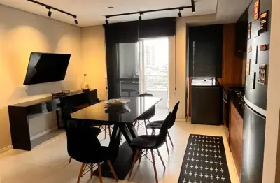 Apartamento mobiliado com suíte, sacada gourmet e lazer completo em localização privilegiada de itajaí