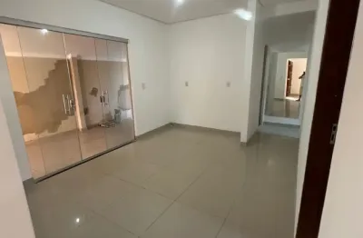 Casa vende-se no bairro maria lucia em são josé do rio preto/sp  260 mil 3 dormitórios 2 salas cozinha 2 banheiros garagem para 1 carro área gourmet com churrasqueira aceita financiamento