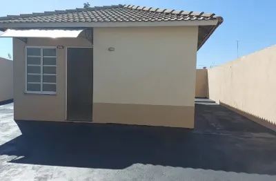 Casa vende-se no bairro fraternidade 1 em são josé do rio preto/sp 180 mil   2 dormitórios   sala  cozinha  casa de esquina  terreno 225,07 metros   aceita financiamento