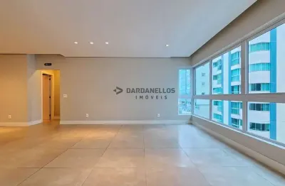 Apartamento semi mobiliado a venda na região central de balneário camboriú 3 suí