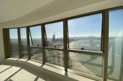 Apartamento com 4 quartos à venda na Avenida Normando Tedesco, 1400, Centro, Balneário Camboriú