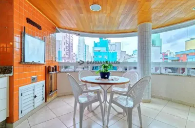 Apartamento com 3 quartos, 3 vagas e sacada com churrasqueira no centro.