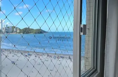Apartamento a venda em prédio frente mar no coração de Balneário Camboriú