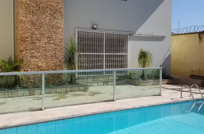 Casa à venda na Rua Comendador Alfaia Rodrigues, 00, Ponta da Praia, Santos