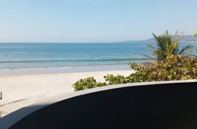 Apartamento pé na areia – quadra mar, itapema/sc meia praia, suíte e varanda gourmet
