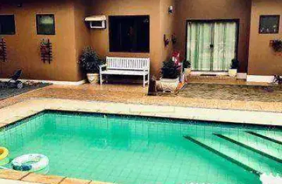 Linda casa com 4 dormitórios à venda, sendo 1 suíte, 465 m² por r$ 1.000.000 - várzea das moças - niterói/rj