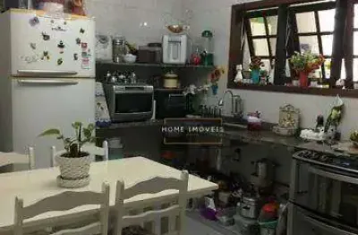 Casa com 4 dormitórios à venda, sendo 1 suíte, 300 m² por r$ 1.263.000 - piratininga - niterói/rj