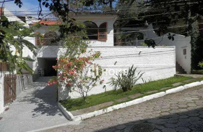 Casa com 5 dormitórios à venda, sendo 1 suíte, 210 m² por r$ 520.000 - fonseca - niterói/rj