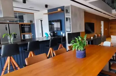 Lindo sobrado à venda 3 suites e piscina no condomínio aruanã são josé