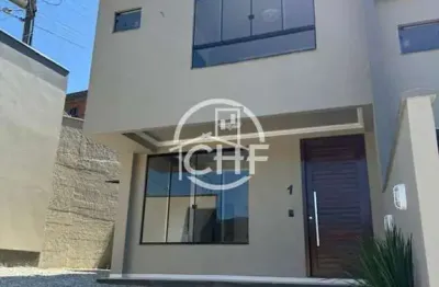 Casa com excelente espaço lateral , tomaz coelho, brusque - sc