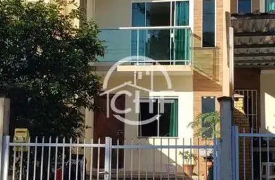 Sobrado com área de festas, águas claras, brusque - sc