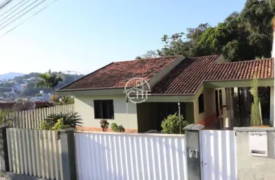 Casa com 4 quartos à venda na Rua Virgílio Merizio, 75, Dom Joaquim, Brusque