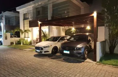 Linda casa com piscina no condomínio foz do joanes em buraquinho