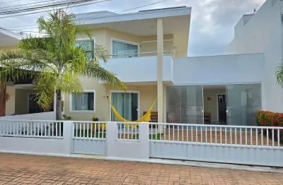 Linda casa  de 4/4 no condomínio foz do joanes em buraquinho