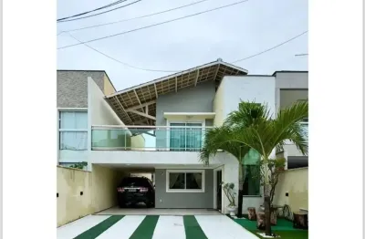 Casa alto padrão à venda no condomínio osvaldo studart